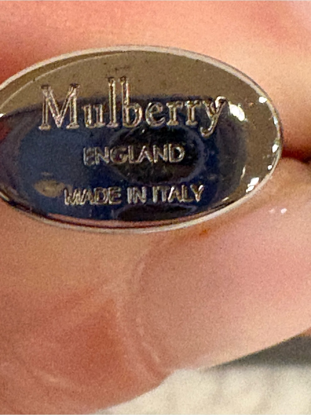 Mulberry Padlock Hoop Earrings Silver NIB - Picture 4 of 6